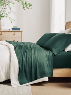Queen Bamboo Sheet Set Dark Green